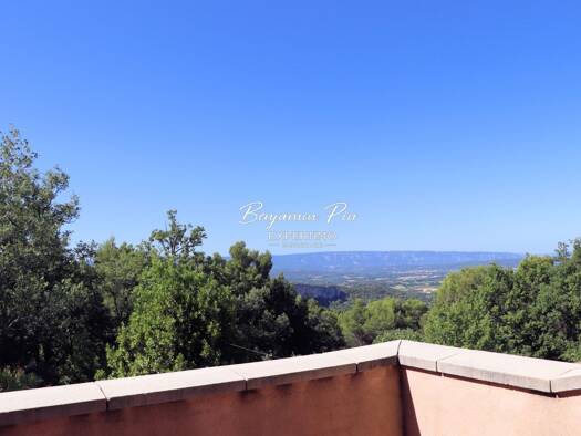 Maison à vendre 475 000 € 3 pièces 2 chambres 113 m² 5 918 m² de terrain Lioux 84220