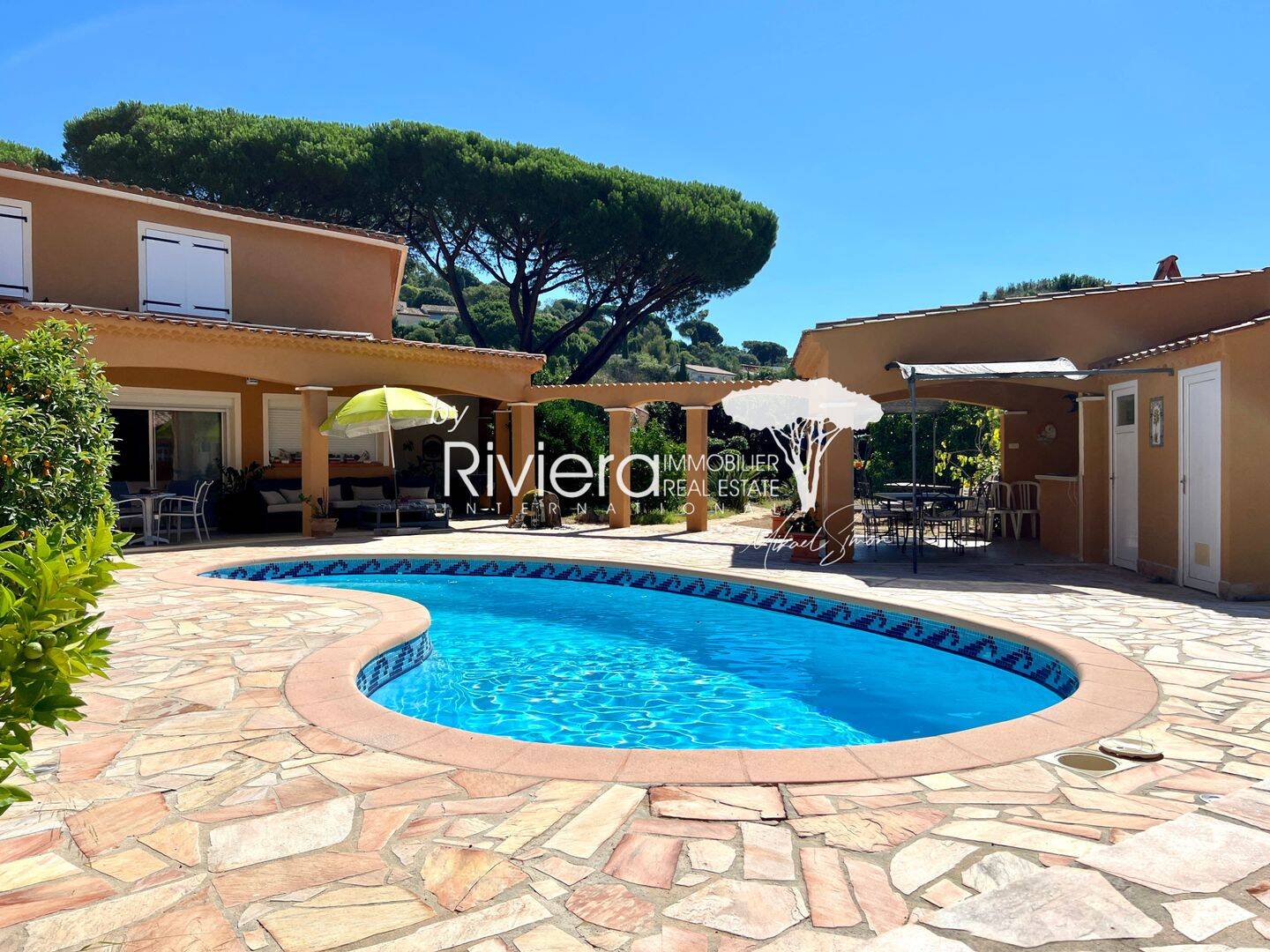 Maison 7 pièces 160 m² · à Cavalaire-sur-Mer · 160 m² · 1 175 000 €