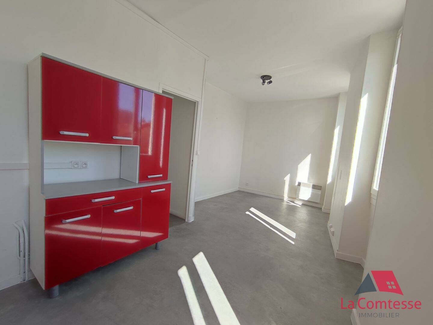Appartement 2 pièces 34 m² · à Marseille 6ème Arrondissement · 33,5 m² · 695 €