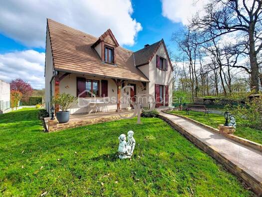 Maison à vendre 230 000 € 5 pièces 3 chambres 106 m² 753 m² de terrain Lorrez-le-Bocage-Préaux 77710