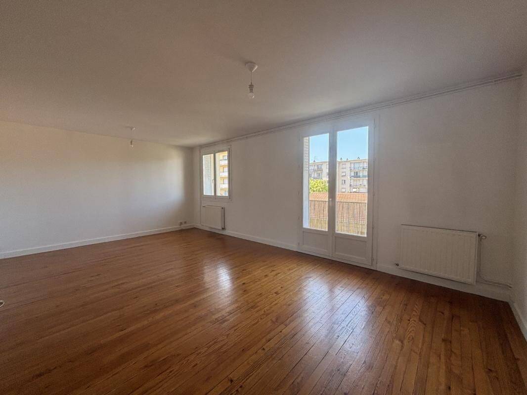 Appartement 3 pièces 78 m² · à Valence · 78 m² · 820 €