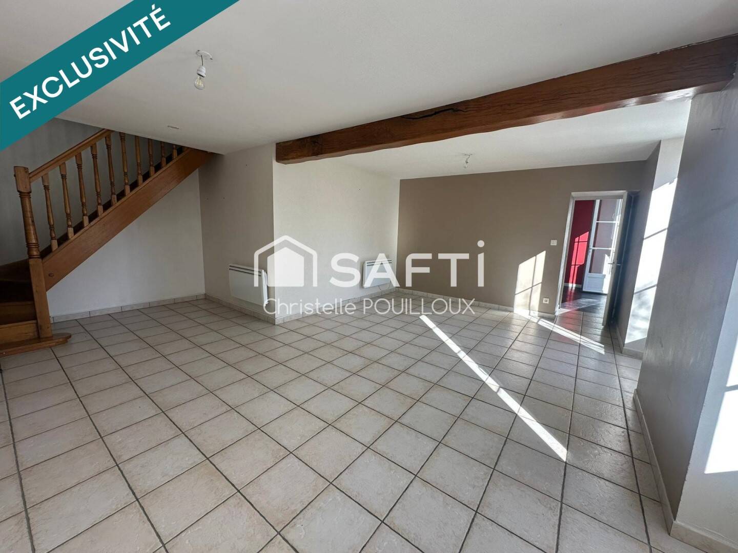 Maison 8 pièces 179 m² · à Aiffres · 179 m² · 305 000 €