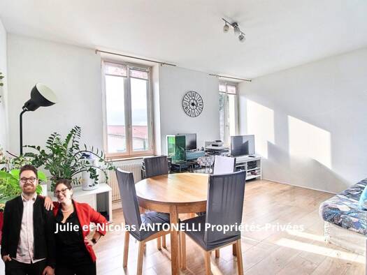 Appartement à vendre 77 000 € 3 pièces 2 chambres 58 m² Étage 2/2 Saint-Just-Malmont 43240