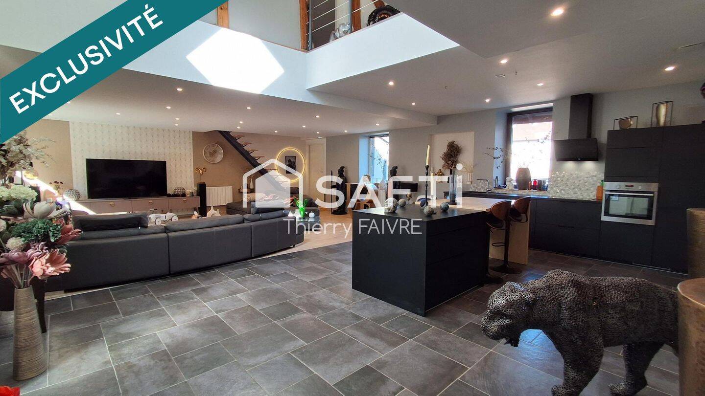 Appartement 4 pièces 134 m² · à Champagnole · 134 m² · 280 000 €