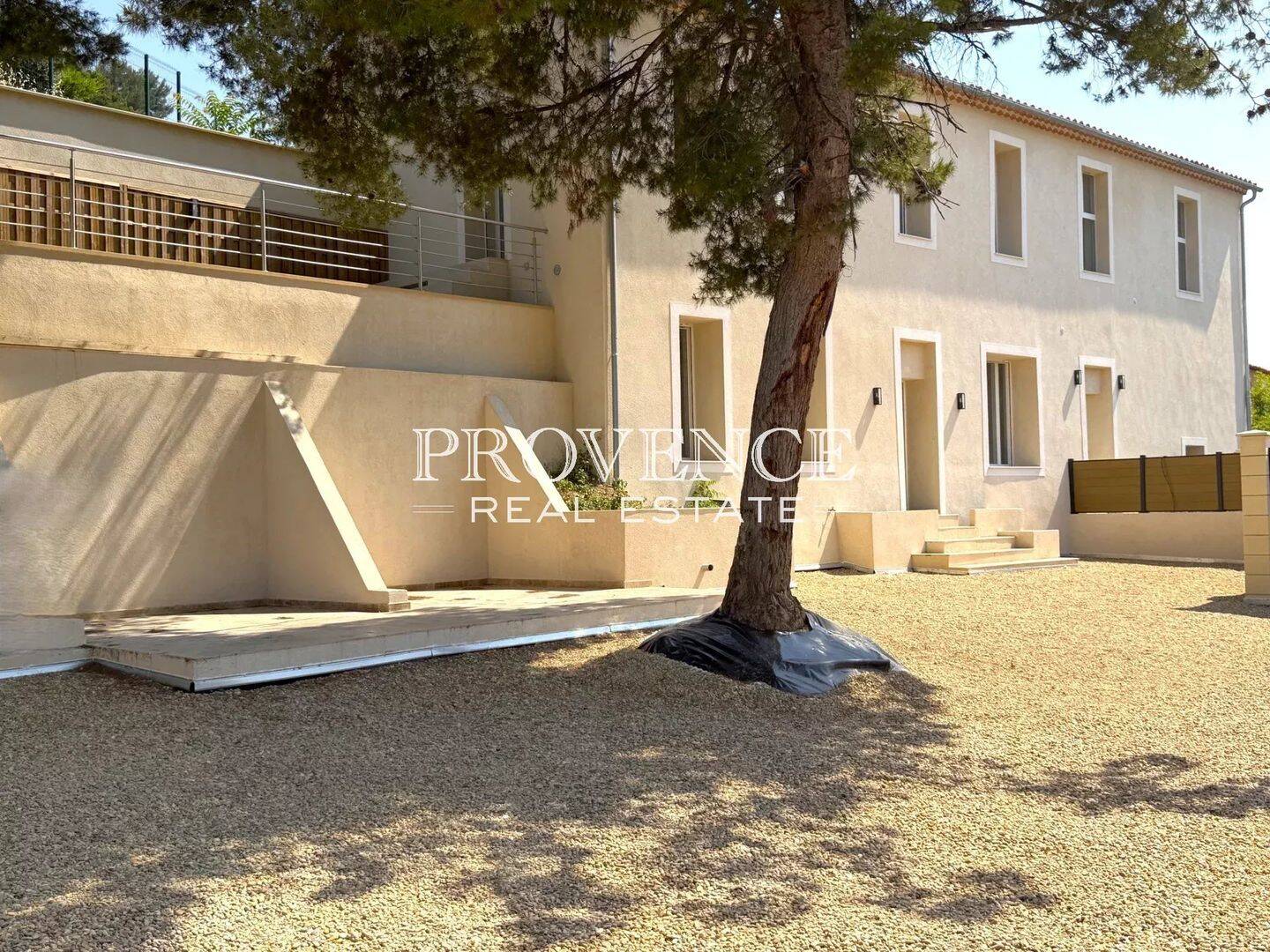 Appartement 4 pièces 115 m² · à Marseille 11ème Arrondissement · 114,5 m² · 3 500 €