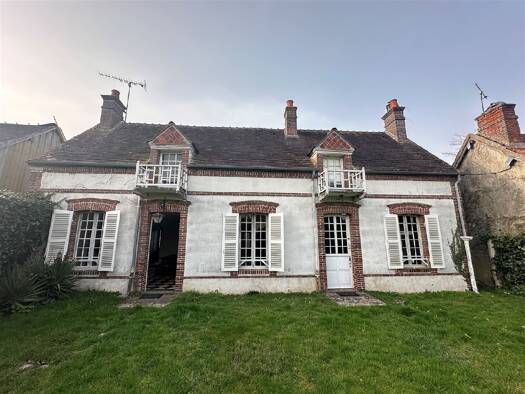 Maison à vendre 199 900 € 5 pièces 3 chambres 130 m² 1 682 m² de terrain Saint-Ange-et-Torçay 28170