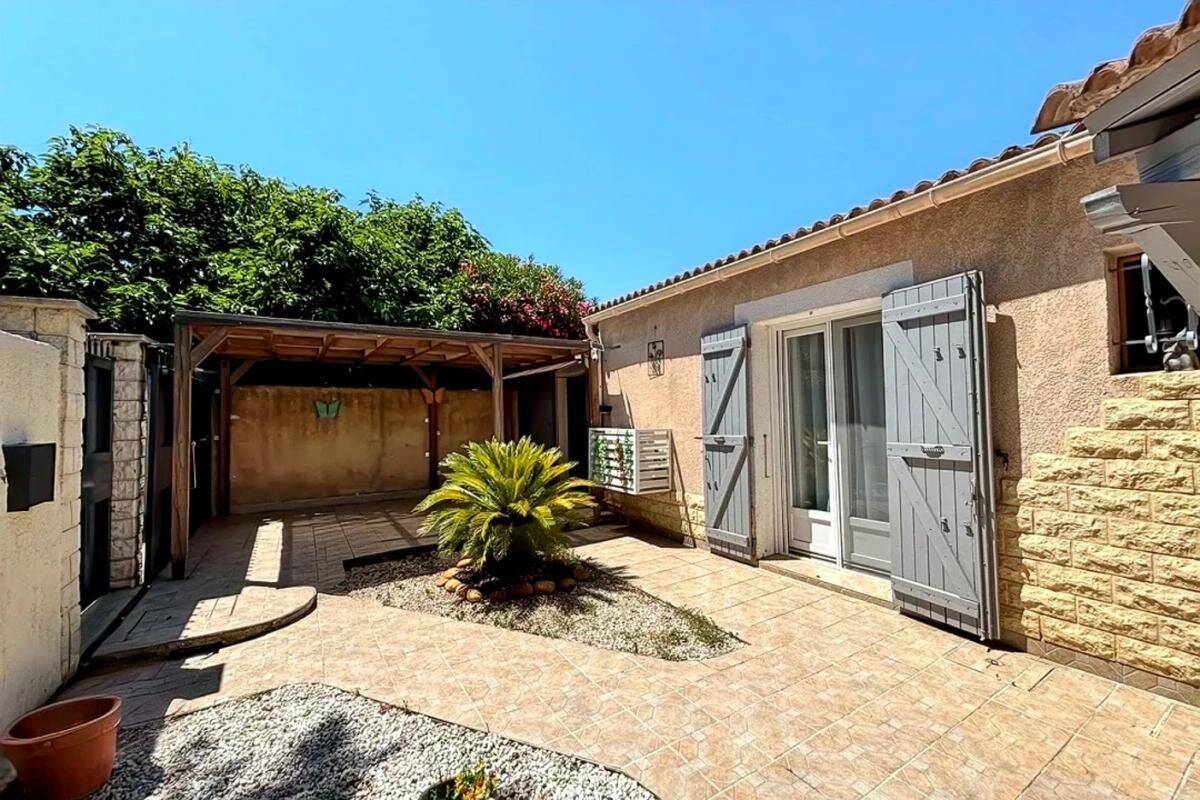 Maison 4 pièces 123 m² · à Rochefort-du-Gard · 123 m² · 299 500 €