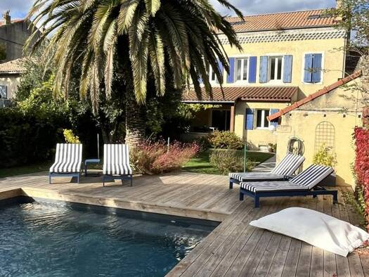 Maison à vendre 516 120 € 7 pièces 3 chambres 220 m² 680 m² de terrain Pierrelatte 26700