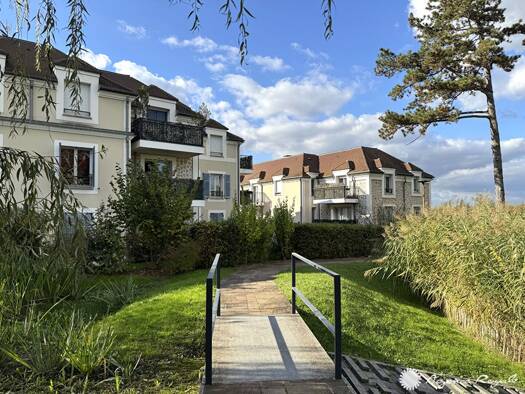 Appartement à vendre 430 000 € 3 pièces 2 chambres 66 m² Étage 2/2 Saint-Germain-en-Laye 78112