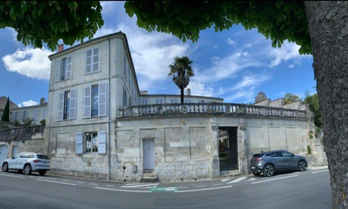 Appartement 3 pièces 78 m² · à Saintes · 78 m² · 890 €/mois