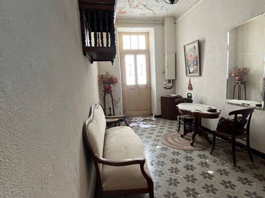 Maison à vendre 174 000 € 8 pièces 5 chambres 217 m² 270 m² de terrain Tarascon 13150