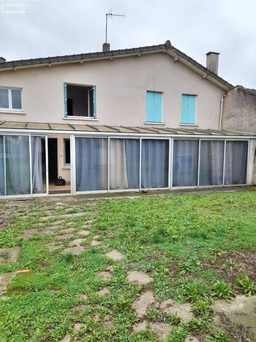 Maison 8 pièces 105 m² · à Guesnes · 105 m² · 65 000 €