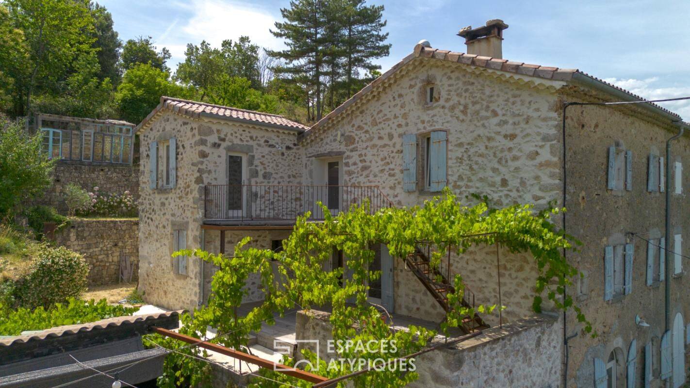 Maison 7 pièces 261 m² · à Rocles · 261 m² · 455 000 €