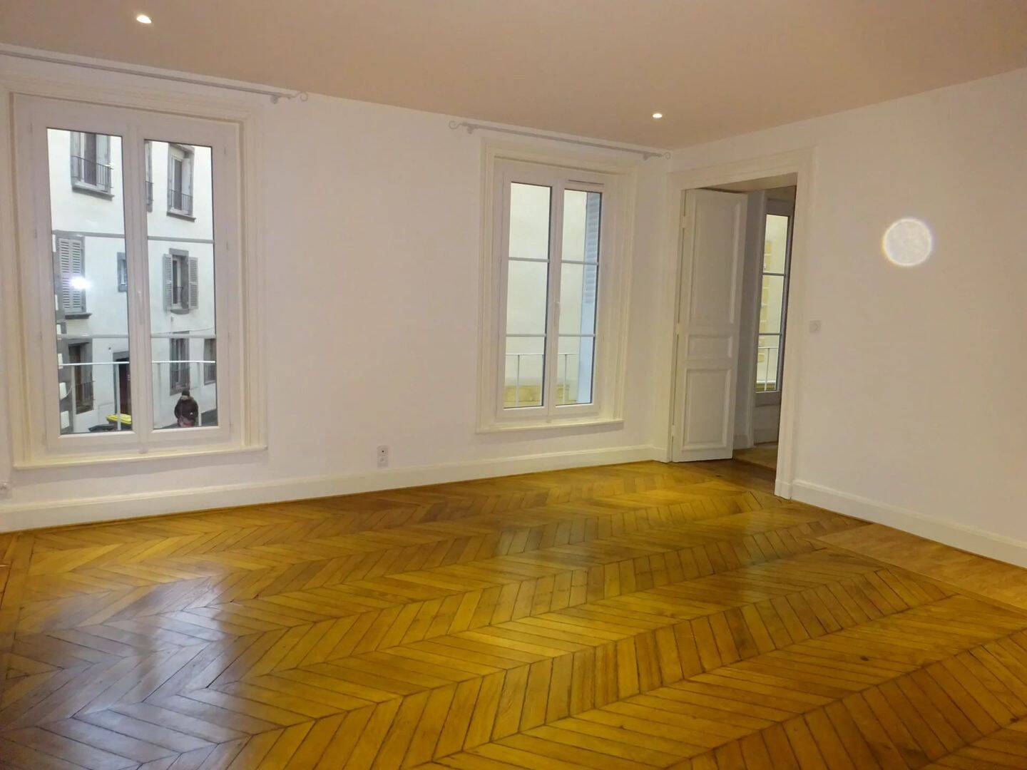 Appartement 4 pièces 97 m² · à Clermont-Ferrand · 96,8 m² · 890 €