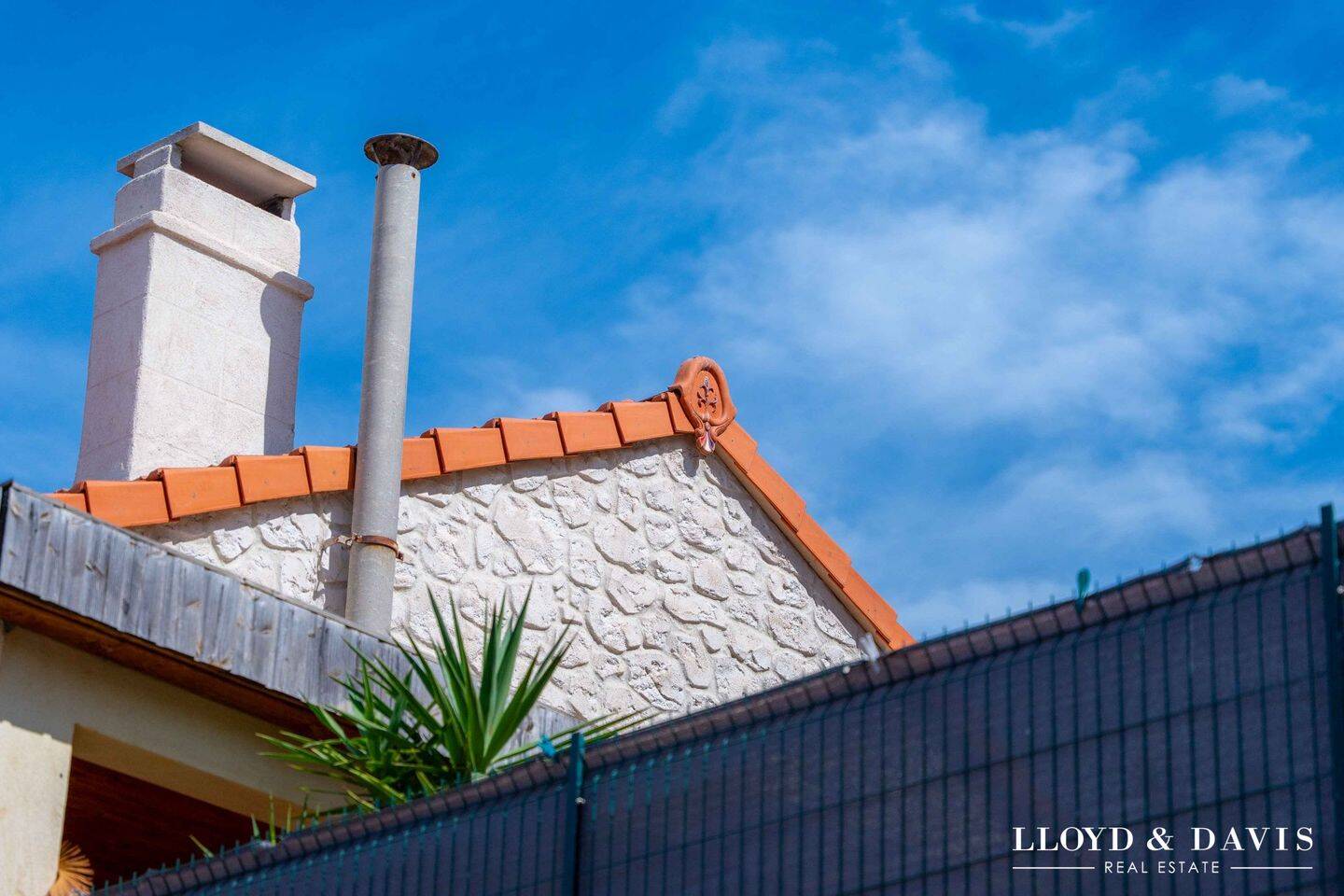 Maison 5 pièces 170 m² · à Marseille 16ème Arrondissement · 170 m² · 449 000 €