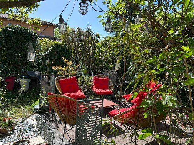 Maison 5 pièces 121 m² · à Charbonnières-les-Bains · 120,7 m² · 549 000 €