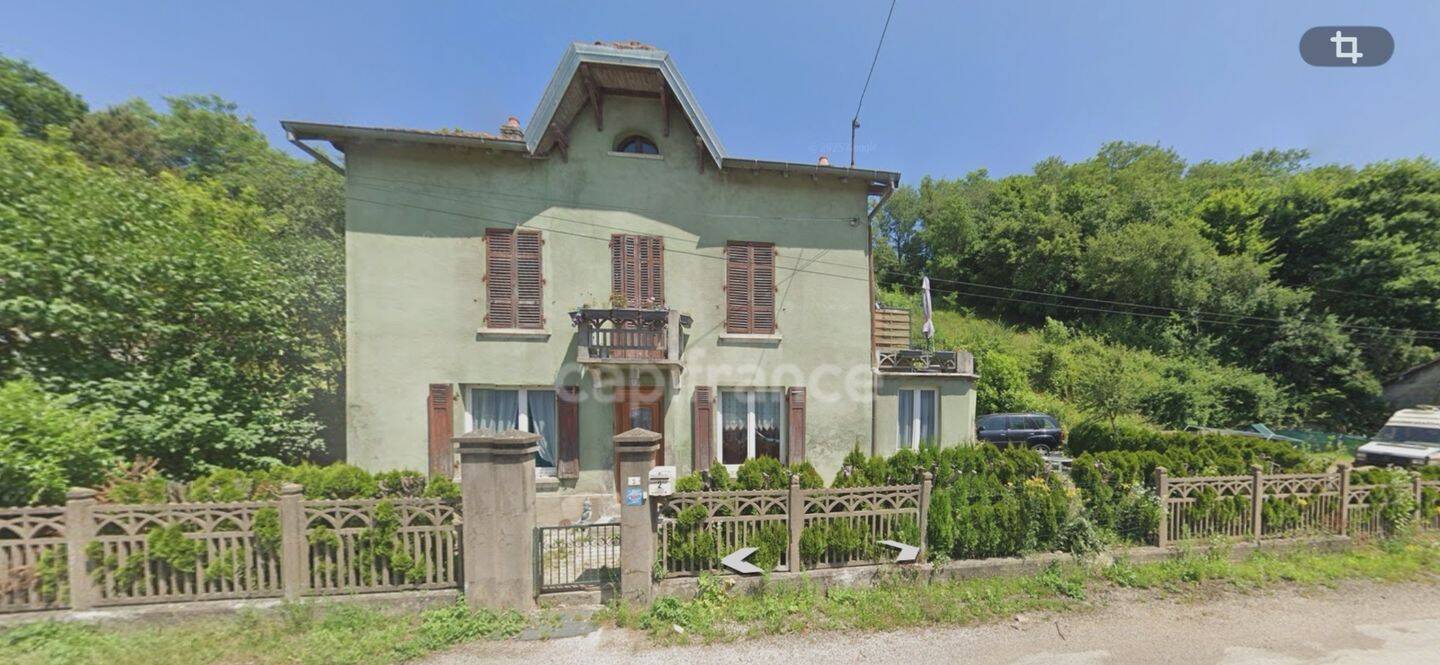 Maison 6 pièces 259 m² · à Ronchamp · 259 m² · 164 500 €