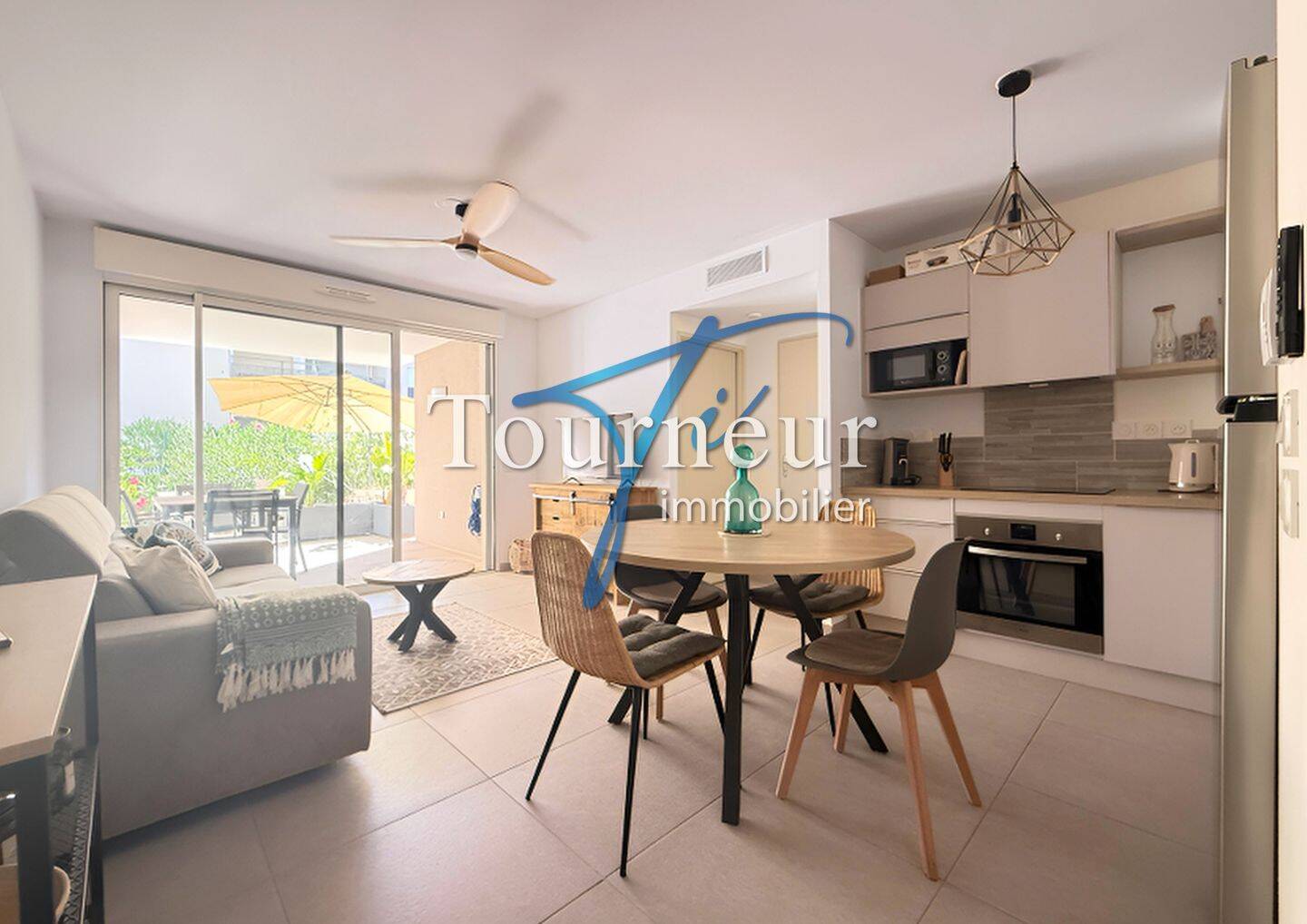 Appartement 2 pièces 40 m² · à Sanary-sur-Mer · 40 m² · 373 000 €