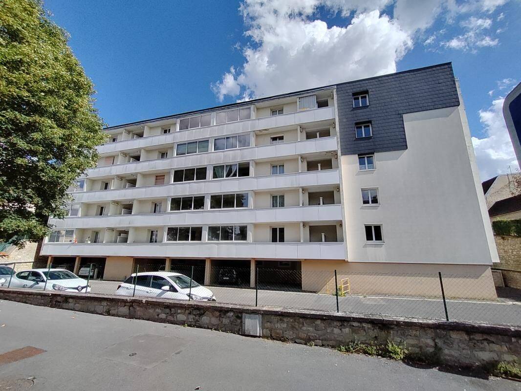 Appartement 1 pièce 53 m² · à Chantilly · 53 m² · 174 000 €