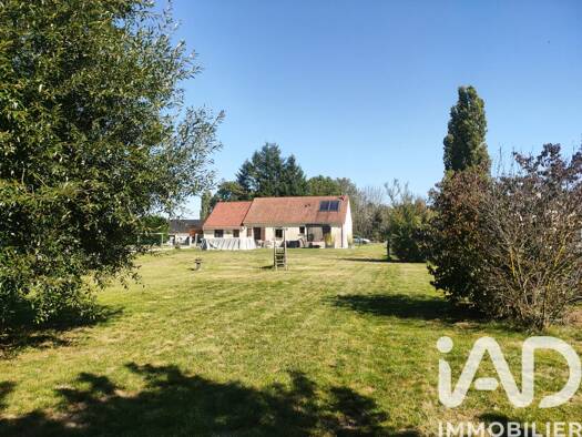 Maison de plain-pied à vendre 219 000 € 5 pièces 3 chambres 98 m² 2 551 m² de terrain Lusigny-sur-Barse 10270