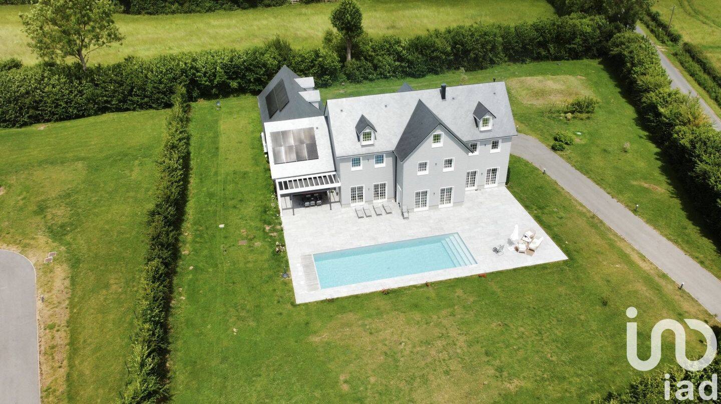 Maison 12 pièces 320 m² · à Saint-Étienne-la-Thillaye · 320 m² · 1 570 000 €