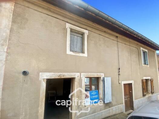 Maison à vendre 70 000 € 3 pièces 1 chambre 72 m² 262 m² de terrain Cousance 39190