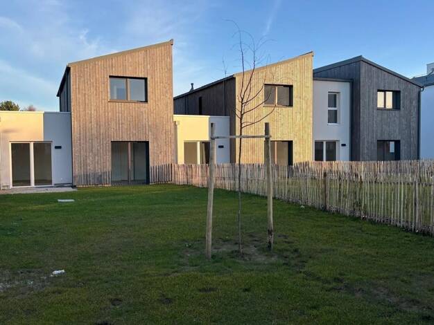 Maison à vendre - neuf 350 000 € 4 pièces 3 chambres 97,7 m² Vallée Barrey-Piscine-Madelaine Mondeville 14120