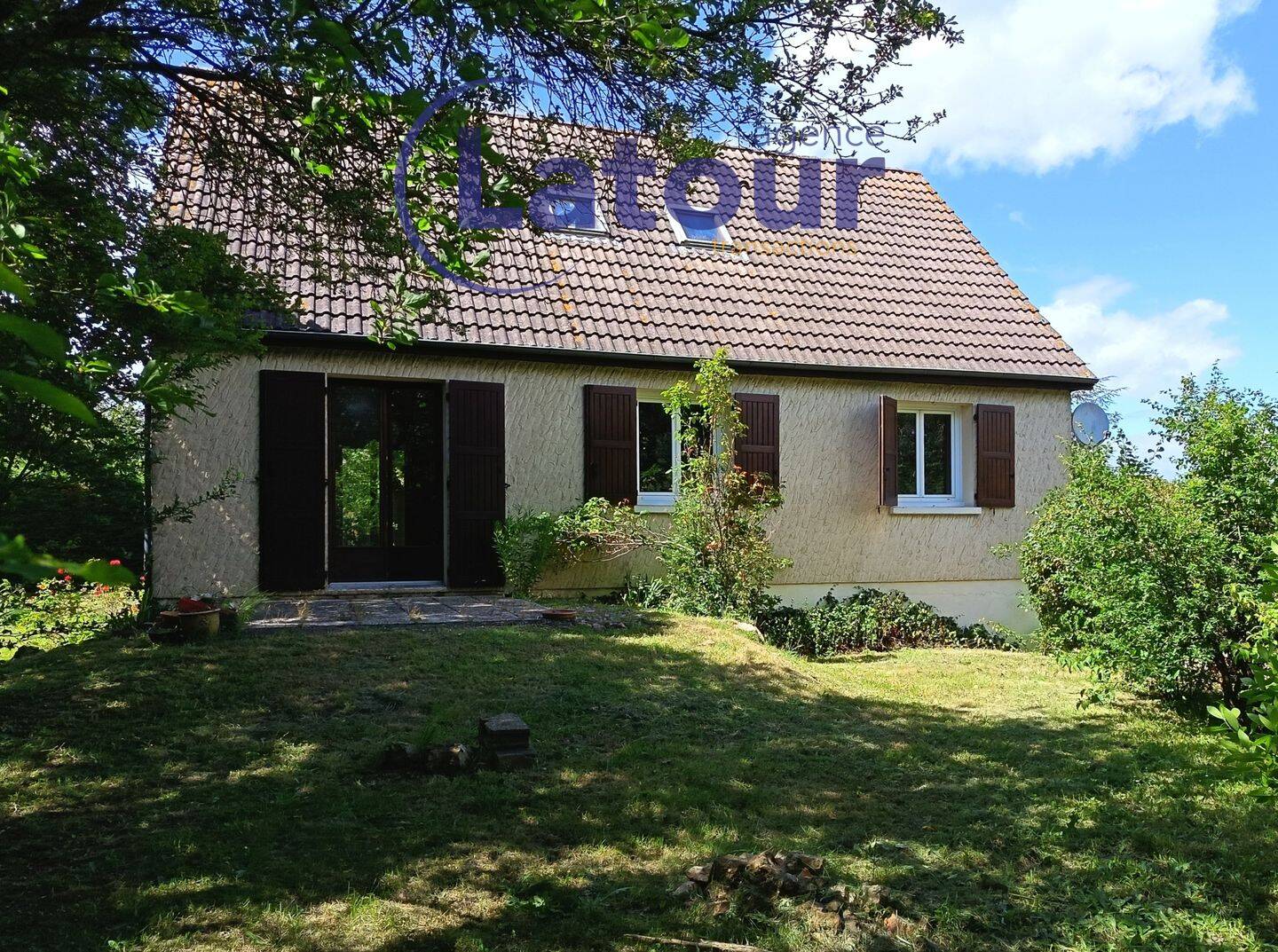 Maison 7 pièces 117 m² · à Nonancourt · 117 m² · 182 000 €