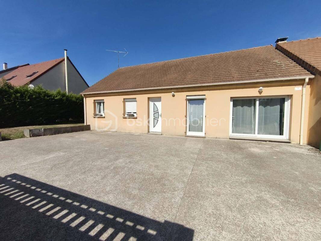 Maison 6 pièces 98 m² · à Saint-Martin-des-Champs · 98 m² · 205 000 €