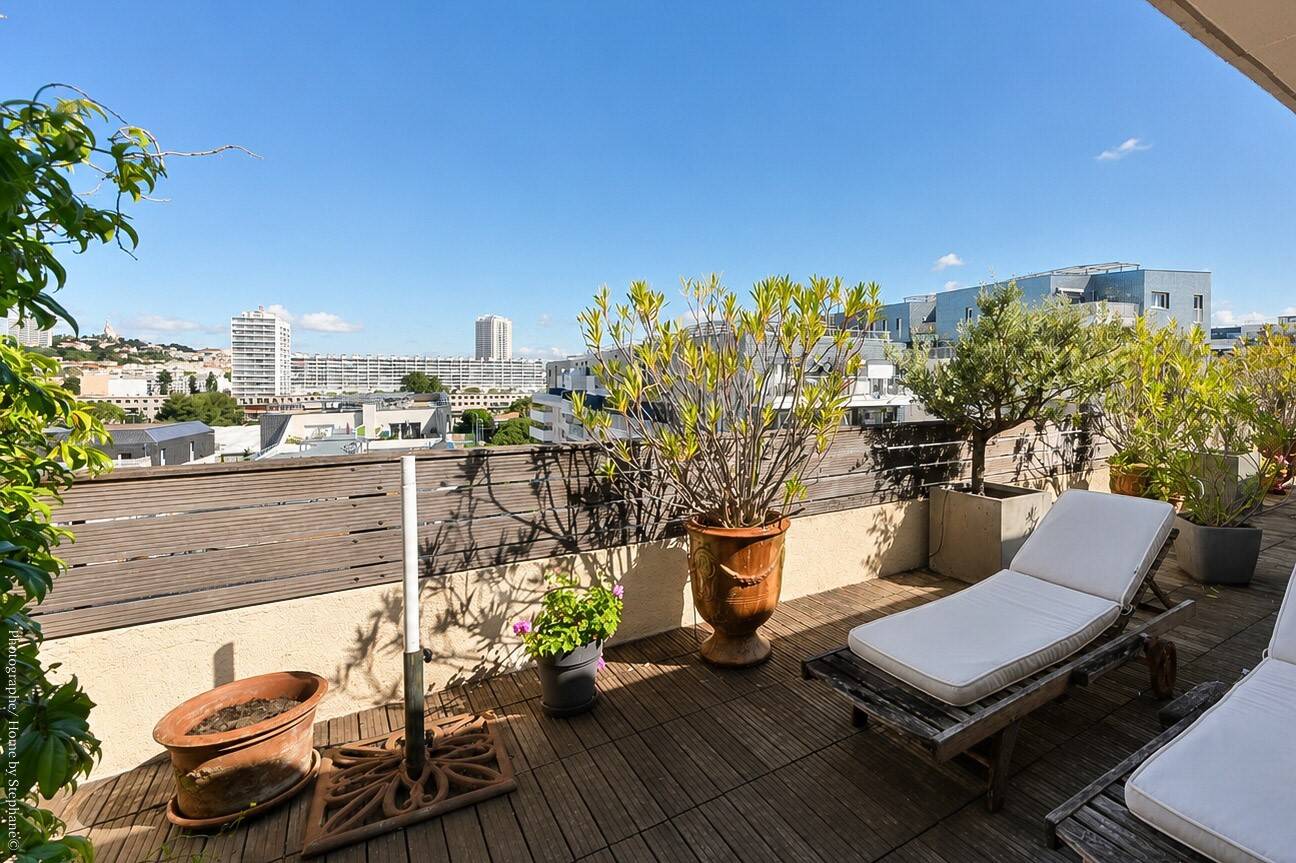 Appartement 6 pièces 171 m² · à Marseille 8ème Arrondissement · 171 m² · 915 000 €