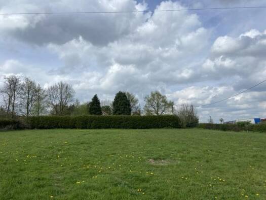 Terrain constructible à vendre 65 500 € 3 285 m² de terrain Humières 62130