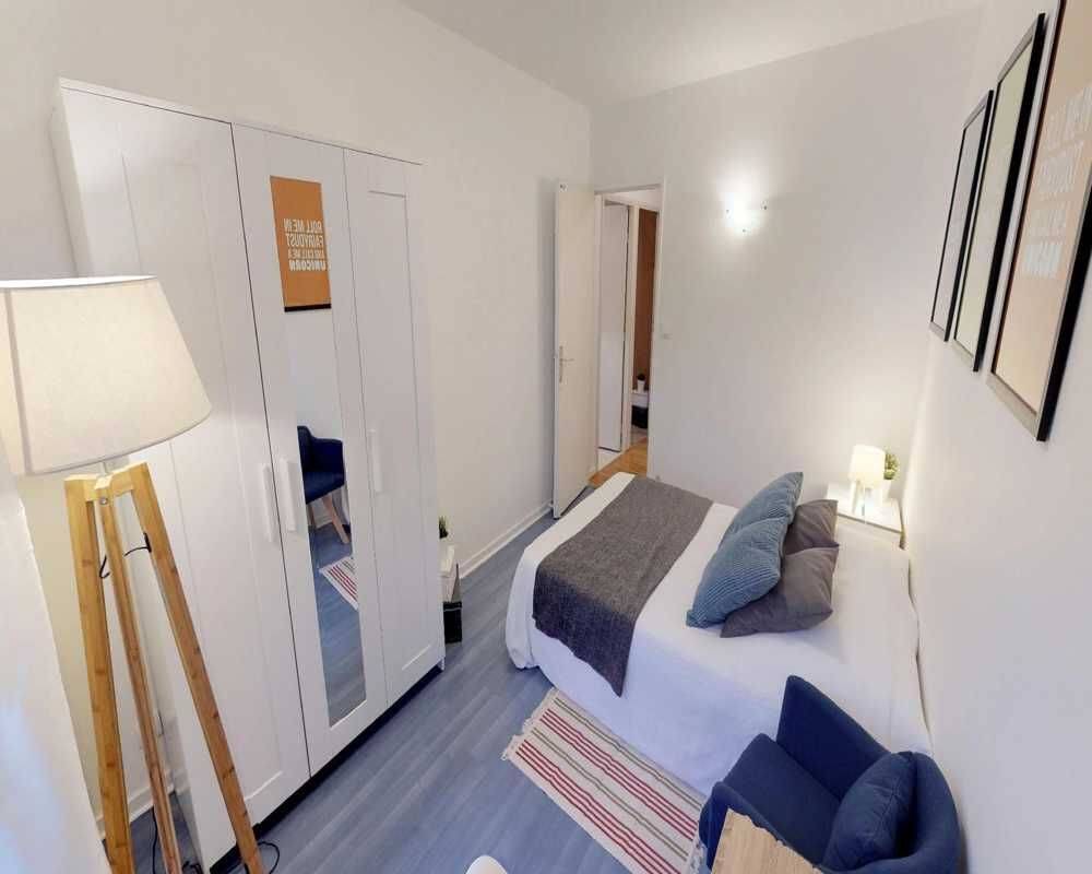 Appartement 5 pièces 90 m² · à Lyon 9ème Arrondissement · 90 m² · 690 €