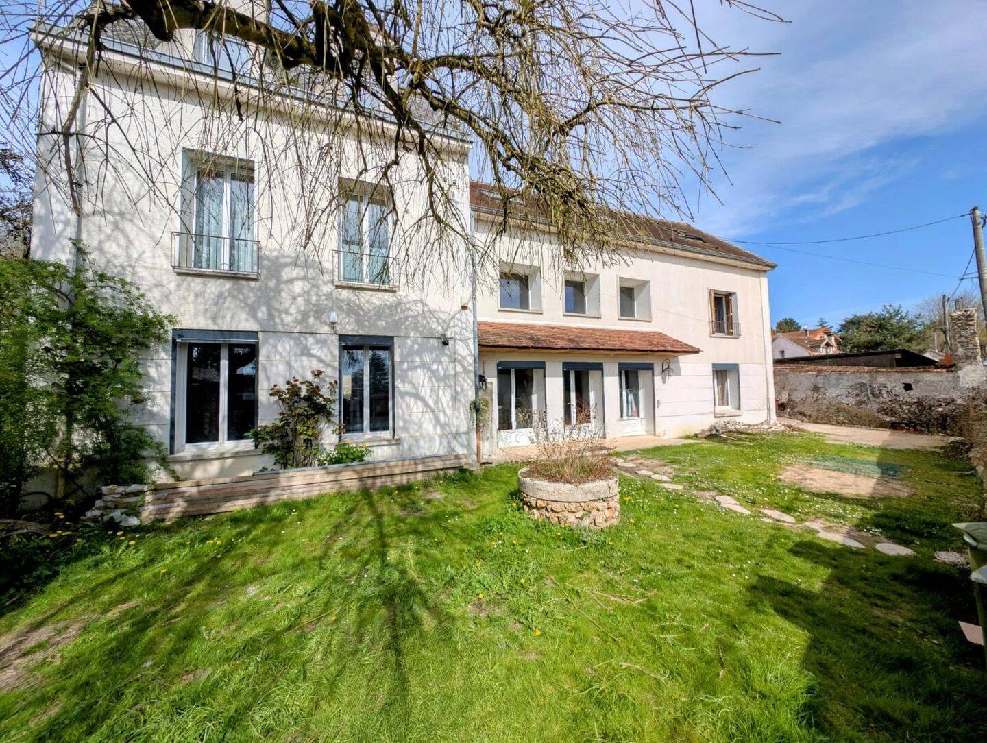 Maison 14 pièces 370 m² · à Meaux · 370 m² · 649 000 €