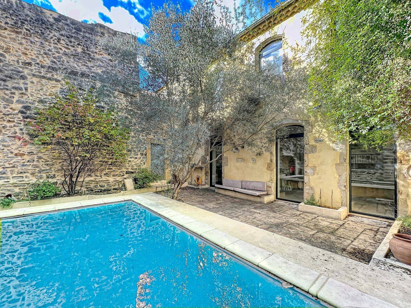 Maison 7 pièces 200 m² · à Aubenas · 200 m² · 420 000 €