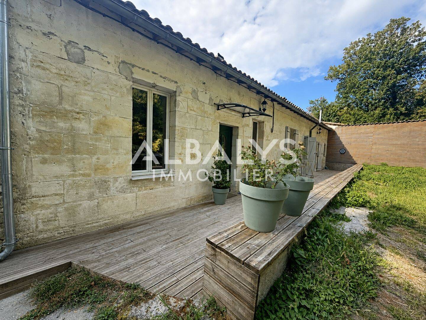 Maison 5 pièces 106 m² · à Fronsac · 105,5 m² · 180 000 €