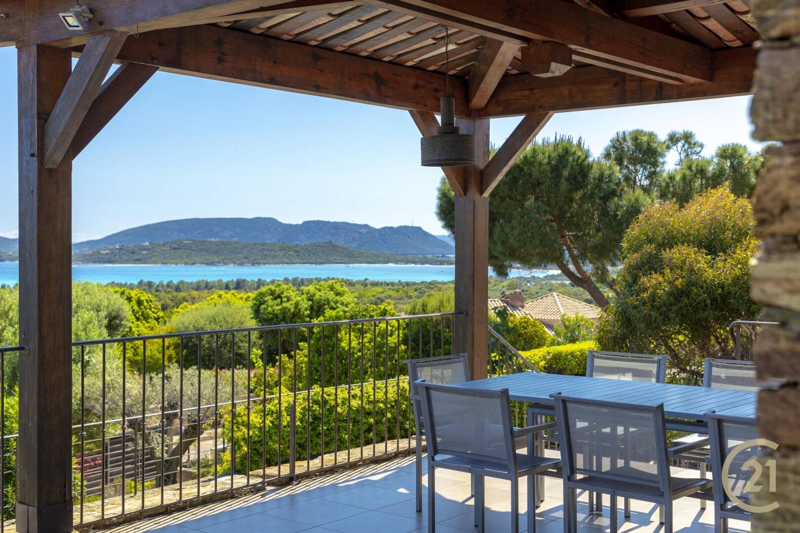 Maison 5 pièces 146 m² · à Zonza · 146 m² · 2 100 000 €