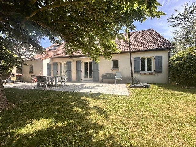 Maison 6 pièces 144 m² · à Ormes · 144 m² · 295 000 €
