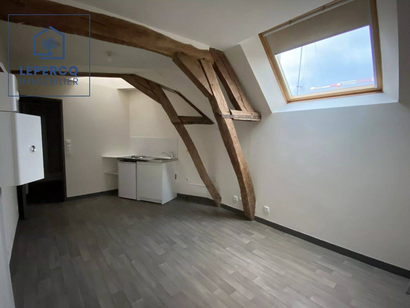 Appartement 1 pièce 18 m² · à Villers-Cotterêts · 18 m² · 350 €