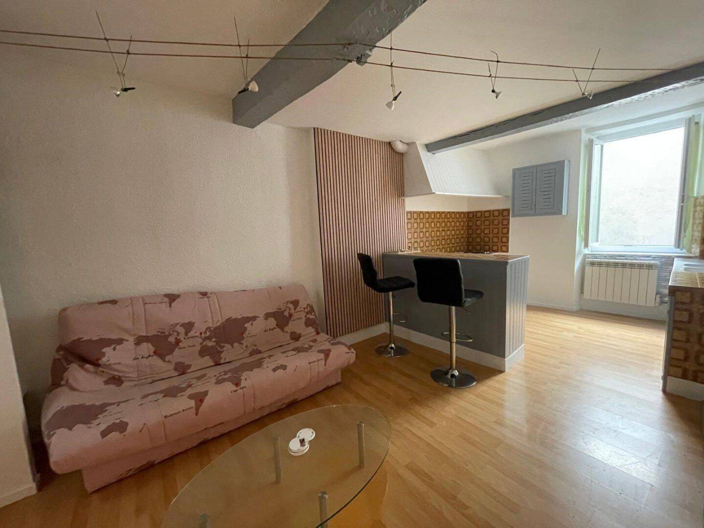 Appartement 1 pièce 24 m² · à Montréjeau · 24 m² · 353 €/mois