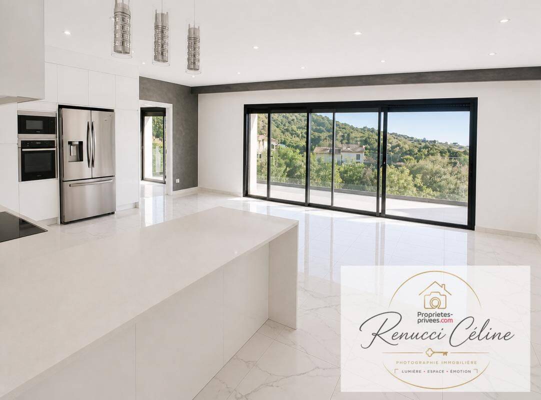 Maison 5 pièces 158 m² · à Bastelicaccia · 158 m² · 750 000 €