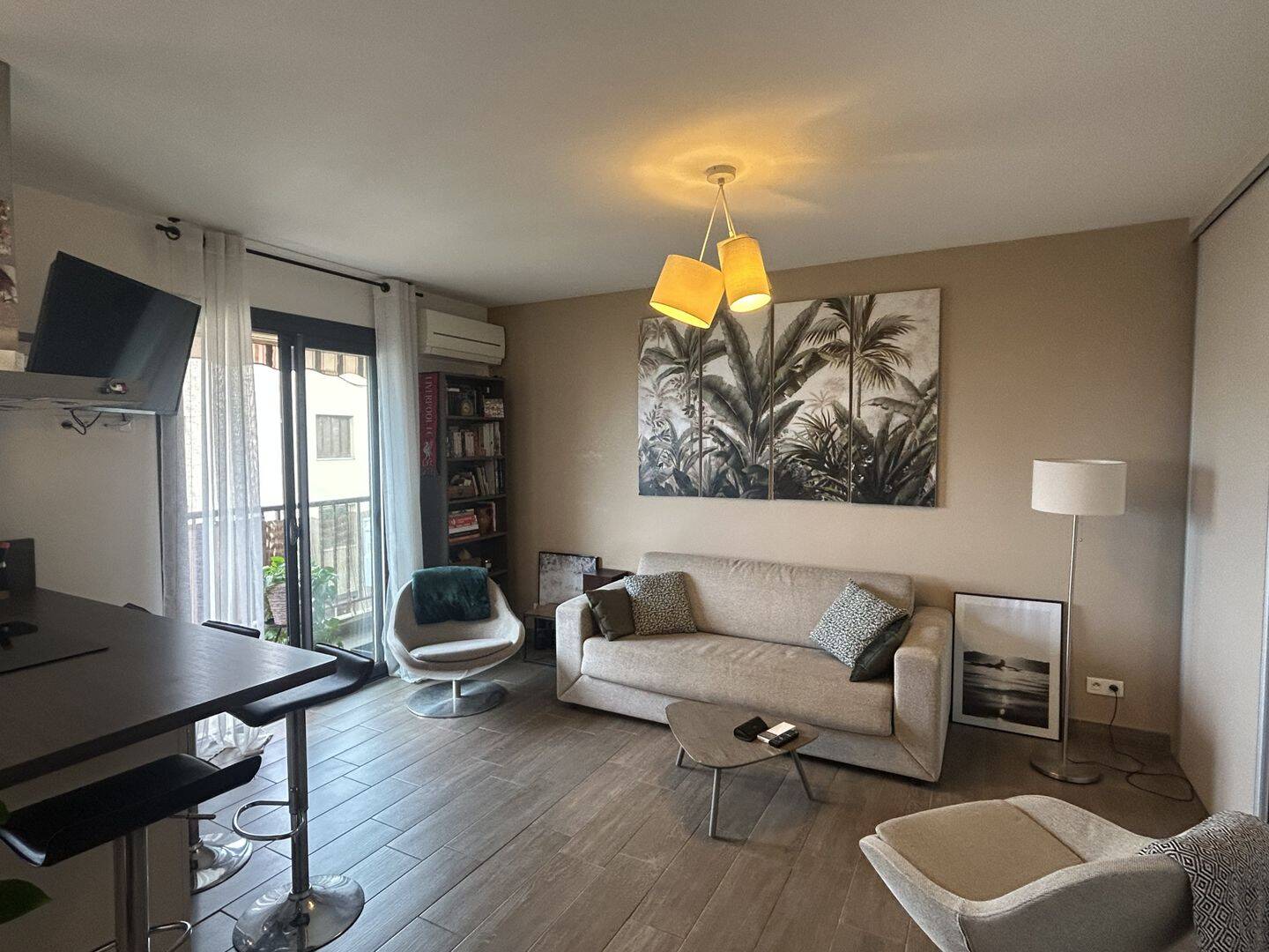 Appartement 2 pièces 43 m² · à Ajaccio · 43 m² · 880 €