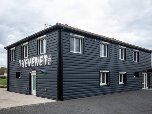 Espace bureau à vendre 355 000 € 230 m² de bureaux Vert Paray-le-Monial 71600