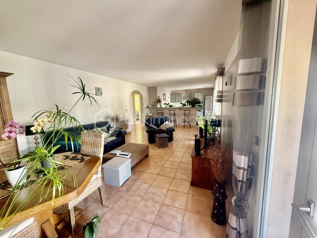 Maison 4 pièces 95 m² · à Fabrègues · 95 m² · 390 000 €