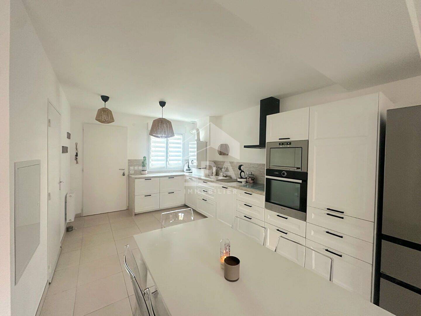 Maison 4 pièces 85 m² · à Lançon-Provence · 85,4 m² · 370 000 €