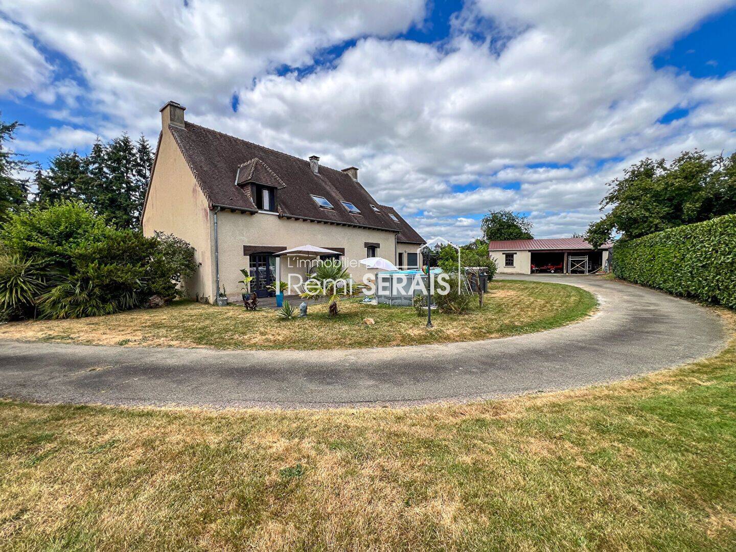 Maison 8 pièces 207 m² · à Alençon · 207 m² · 385 000 €