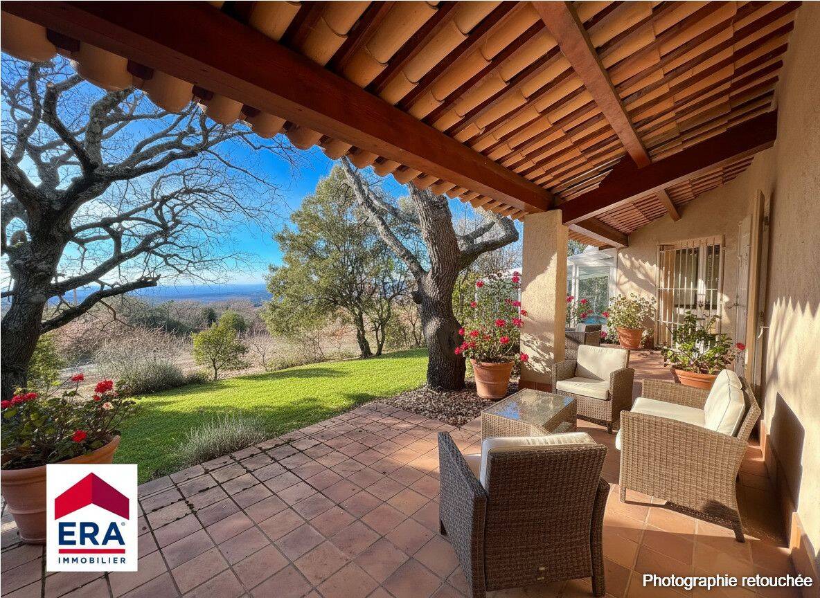 Maison 5 pièces 144 m² · à Bedoin · 144 m² · 310 000 €