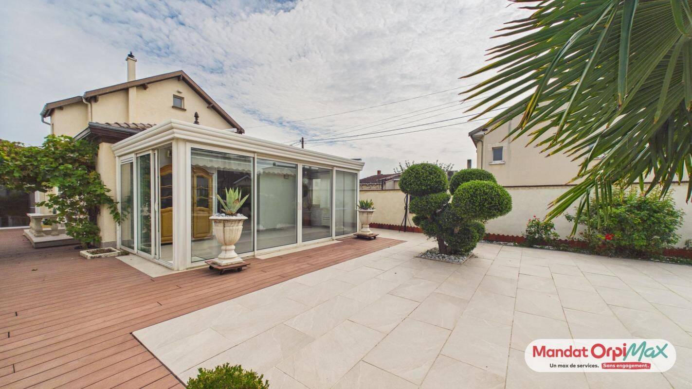 Maison 6 pièces 196 m² · à Tinqueux · 196 m² · 530 000 €