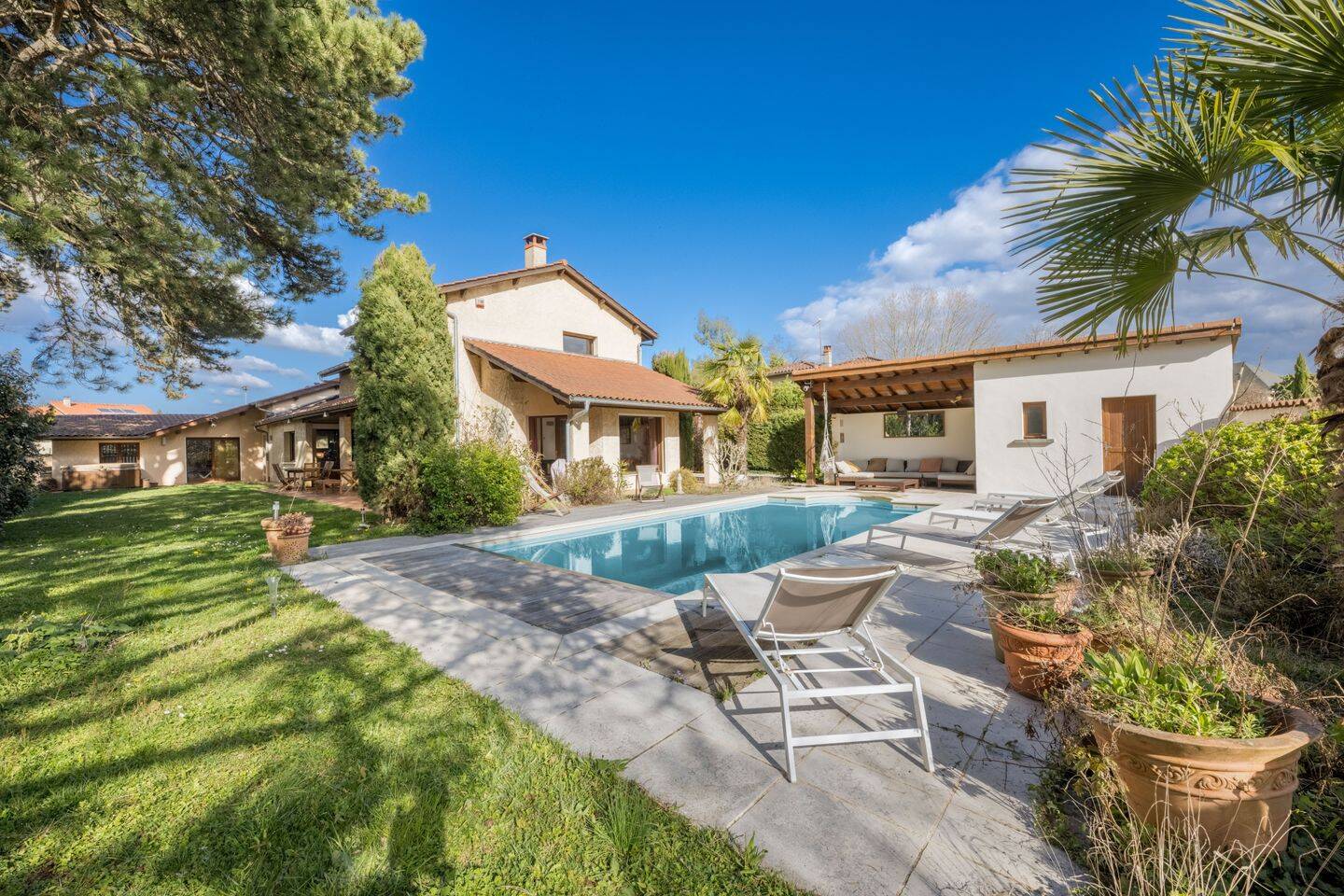 Maison 8 pièces 227 m² · à Lyon 5ème Arrondissement · 227,2 m² · 1 290 000 €