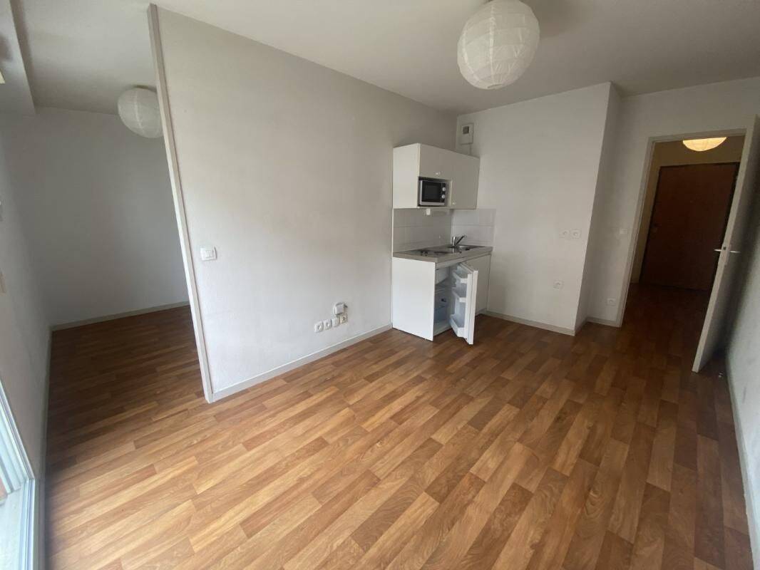 Appartement 1 pièce 25 m² · à Grenoble · 25 m² · 424 €