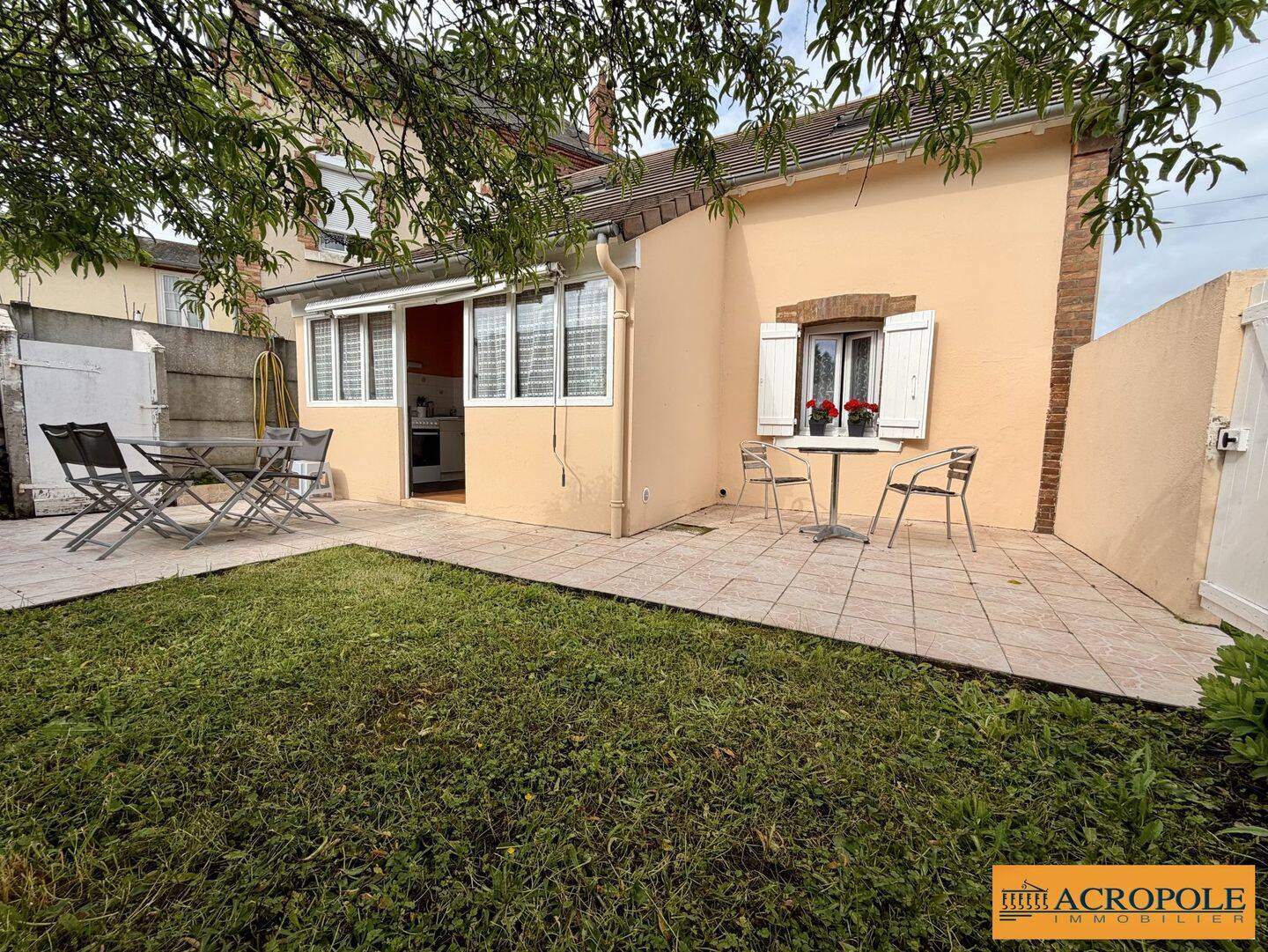 Maison 5 pièces 90 m² · à Argent-sur-Sauldre · 90 m² · 81 000 €